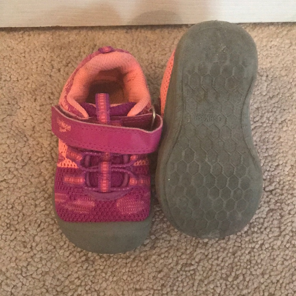 OshKosh tennis shoes